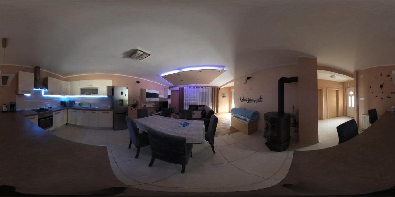 Apartments Adriana Билице Стая снимка