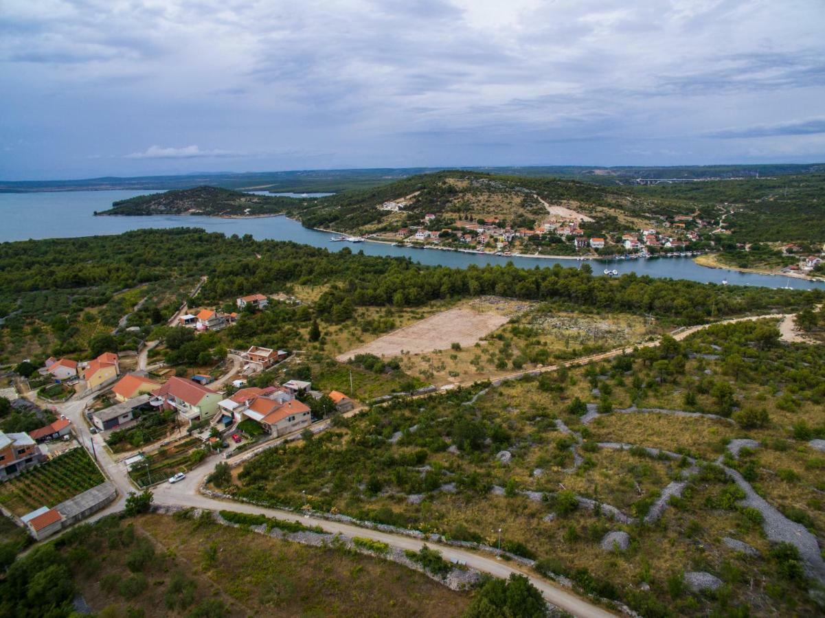Apartments Adriana Билице Екстериор снимка